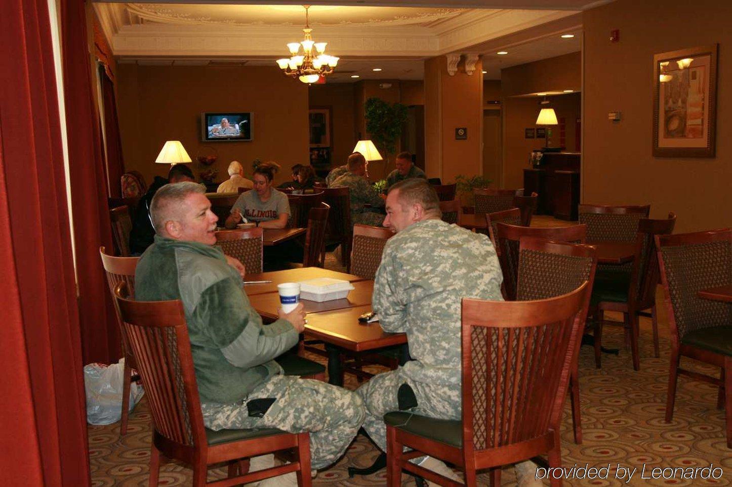 Hampton Inn Freeport Ресторан фото