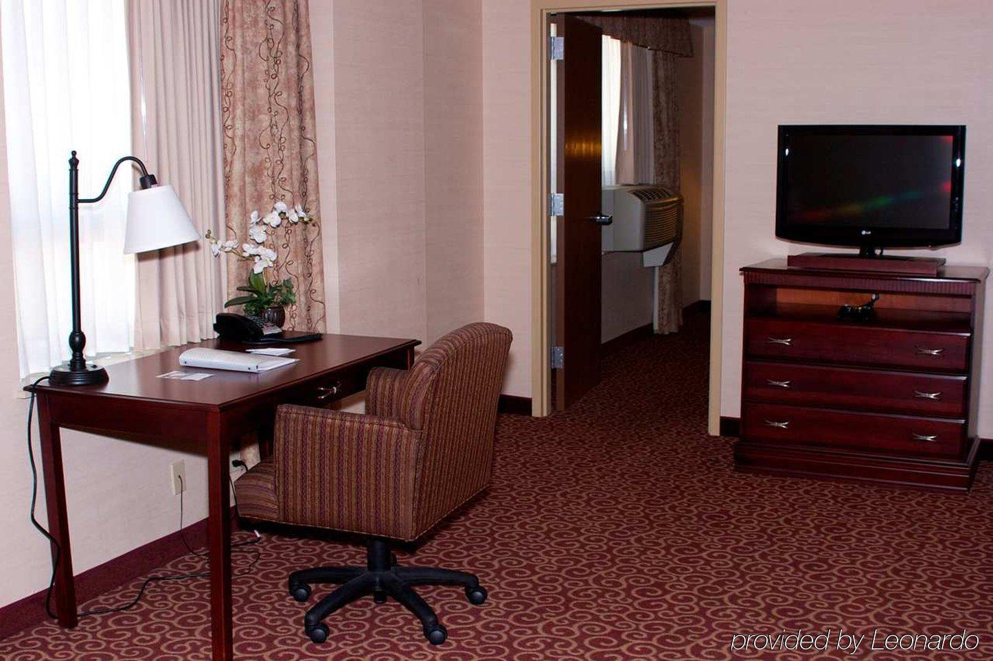 Hampton Inn Freeport Экстерьер фото